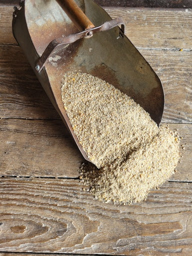 Ernst Grain & Livestock Farmer’s Blend Non-GMO Layer Mash 50lbs